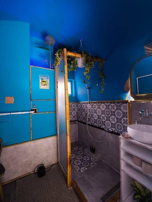 Sahara Studio With Shared Bathroom In City Centre Bratislava Dış mekan fotoğraf